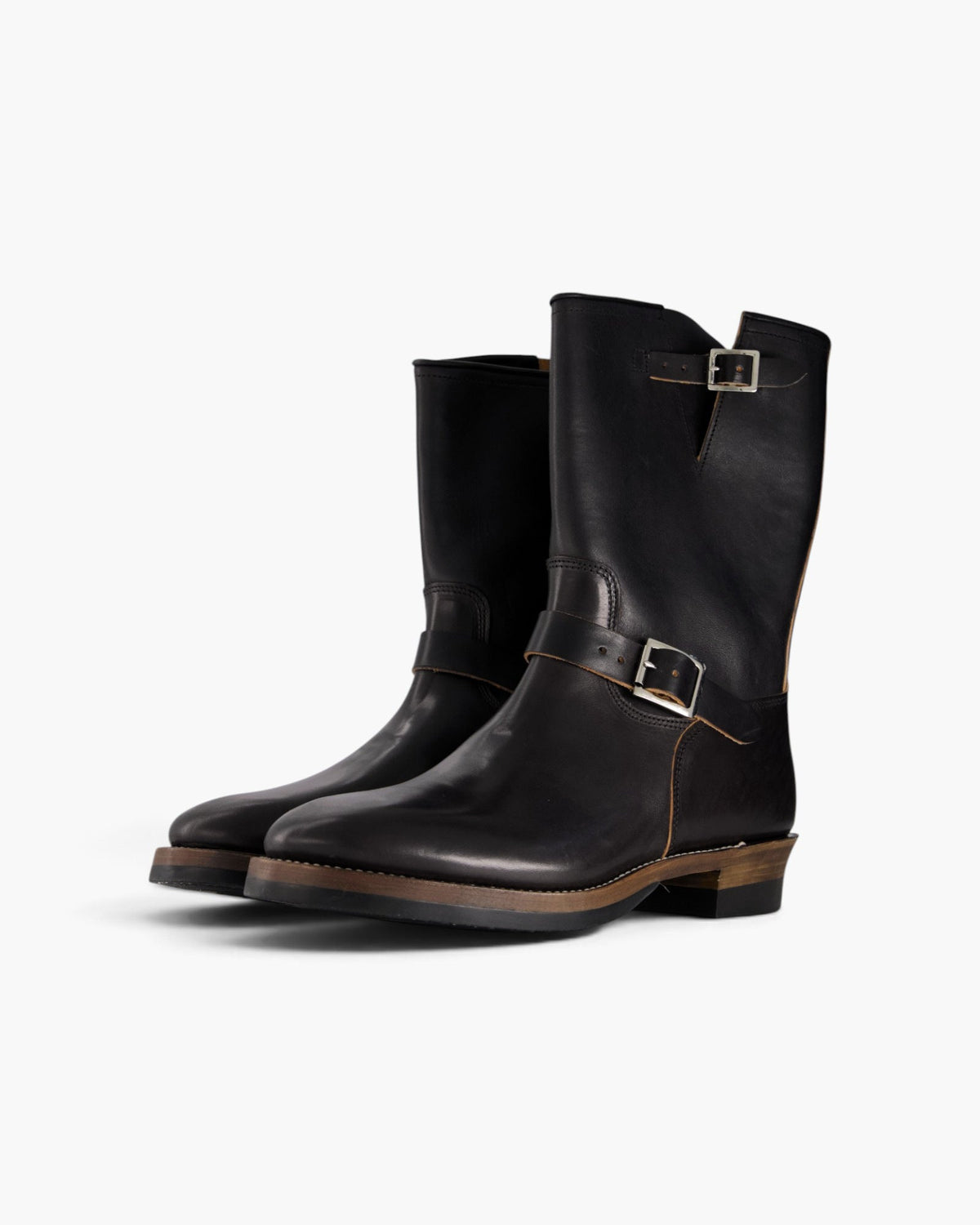 Brake House 3450 Maryam Horsebutt engineer boots, front three-quarter view of the pair