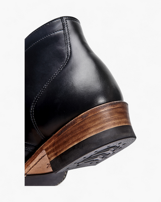 Round cap-toe service boots 8301