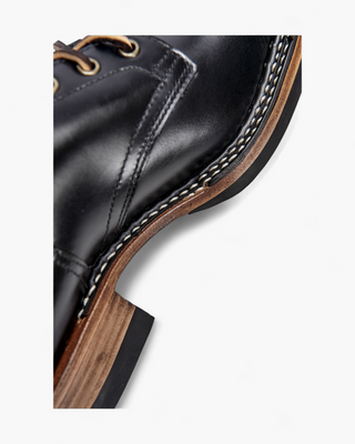 Round cap-toe service boots 8301
