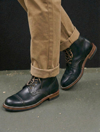 Flat Cap toe service boots 3902